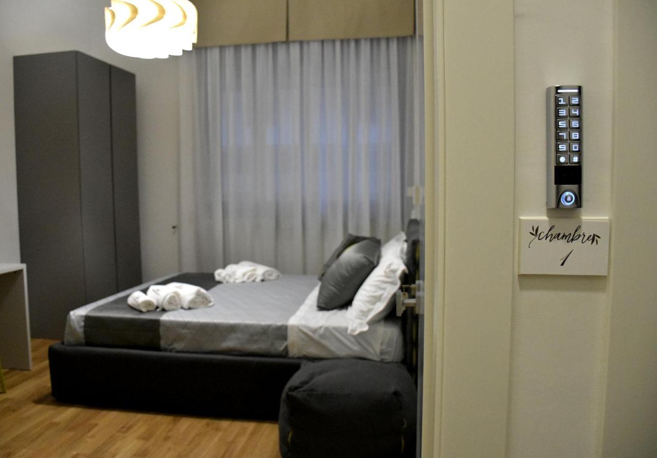Les 3 Chambres Лечче Экстерьер фото